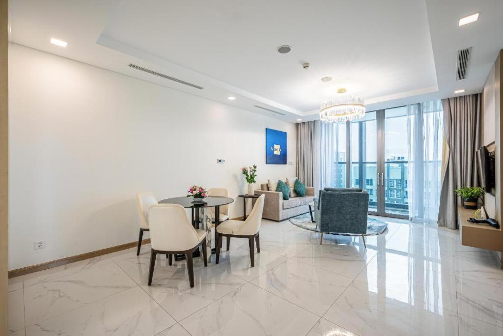 Tony Luxury Inside Landmark 81 Tower Hotel Ho Chi Minh City
