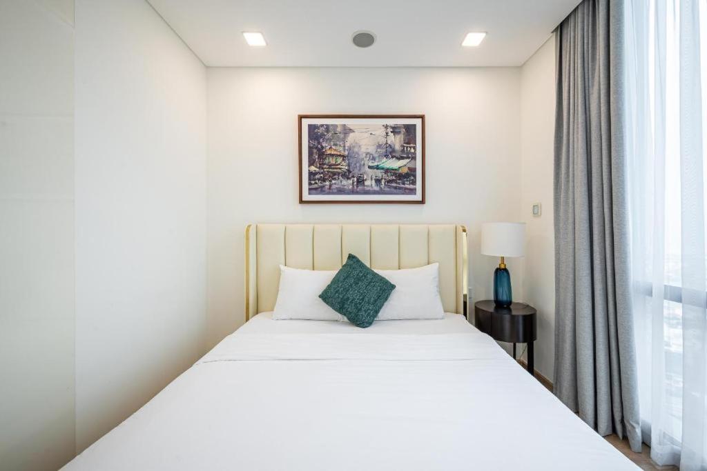 Tony Luxury Inside Landmark 81 Tower Hotel Ho Chi Minh City