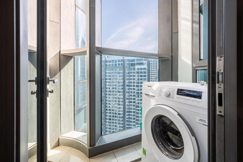 Tony Luxury Inside Landmark 81 Tower Khách sạn *